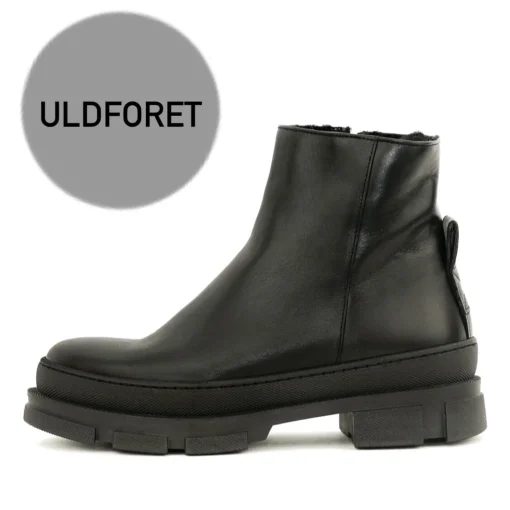 Angulus-7608-101-kort-sort-uldforet-støvle