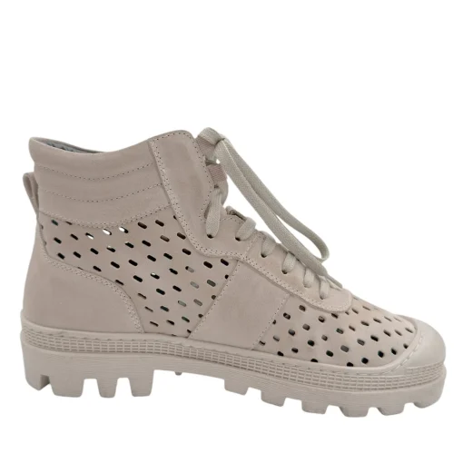 Lofina 7423 Beige snøre støvle med perforeringer