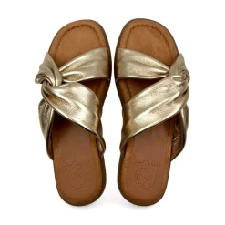 Unisa Camby Guld Slip-inn Sandal På En Non-Slip Sål