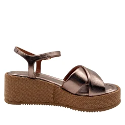 Unisa Keen Plateau sandal med ankelrem metallisk kobber skind på bastsål